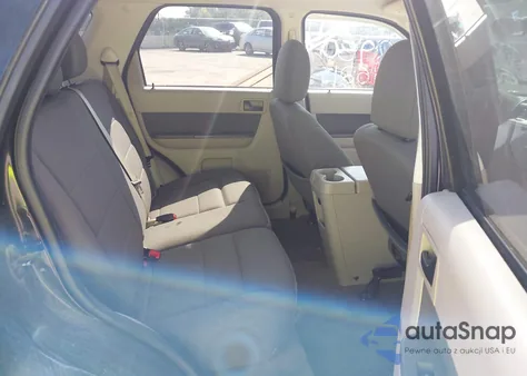 2010 Ford Escape Xlt из США, поврежденный, VIN 1FMCU0D74AKA72068